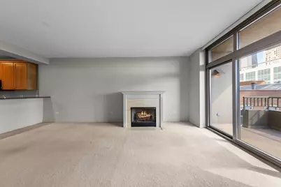 530 N Lake Shore Drive #902, Chicago, IL 60611 - Photo 5