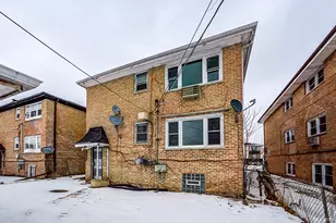 310 Yates Ave, Calumet City, IL 60409 - Photo 5