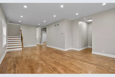 2304 N 76th Court, Elmwood Park, IL 60707 - Photo 5