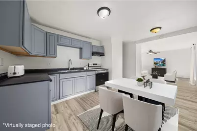 2011 219th Street, Sauk Village, IL 60411 - Photo 5