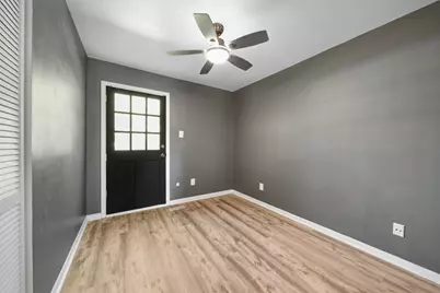 2011 219th Street, Sauk Village, IL 60411 - Photo 9