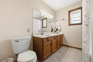 9637 Rutherford Ave, Oak Lawn, IL 60453 - Photo 25