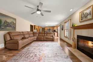 560 E Armitage Ave, Addison, IL 60101 - Photo 11