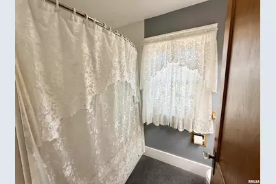 2340 7th Street, East Moline, IL 61244 - Photo 9