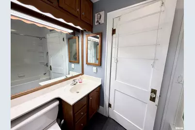 2340 7th Street, East Moline, IL 61244 - Photo 11