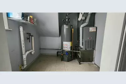 11641 S Loomis Street, Chicago, IL 60643 - Photo 13