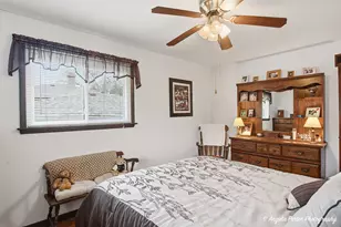 908 French Dr, Mundelein, IL 60060 - Photo 15