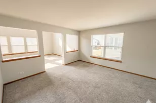 966 Forest View Way, Antioch, IL 60002 - Photo 5