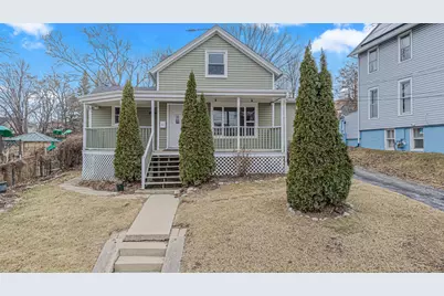 643 Wing Street, Elgin, IL 60123 - Photo 1