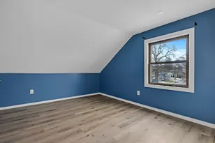 643 Wing St, Elgin, IL 60123 - Photo 13