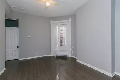 42 E Chicago Avenue #2W, Chicago, IL 60611 - Photo 9