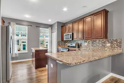 214 Lionel Drive, Grayslake, IL 60030 - Photo 9