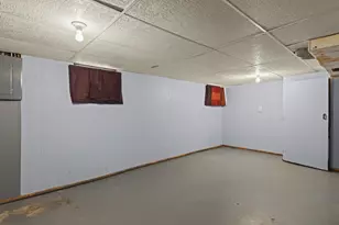 2710 Kinsey St, Rockford, IL 61109 - Photo 27