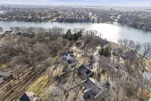 586 Holiday Dr, Lake Holiday, IL 60552 - Photo 35