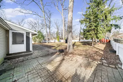 586 Holiday Drive, Lake Holiday, IL 60552 - Photo 25