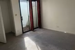 1009 Pheasant Run Ln, Aurora, IL 60504 - Photo 7