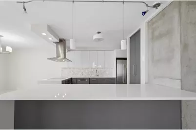 5855 N Sheridan Road #9B, Chicago, IL 60660 - Photo 7