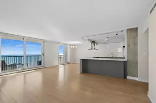 5855 N Sheridan Rd, Chicago, IL 60660 - Photo 3