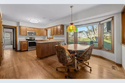 2408 Barkdoll Road, Naperville, IL 60565 - Photo 11