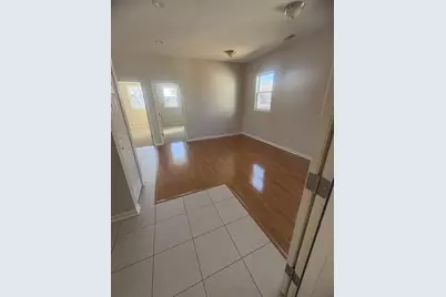 2733 N Marmora Avenue #2w, Chicago, IL 60639 - Photo 3