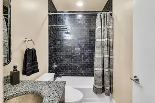 4405 N Greenview Ave, Chicago, IL 60640 - Photo 29