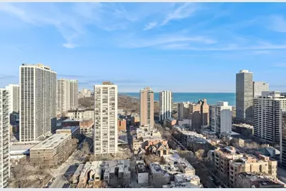 88 W Schiller Street #904L, Chicago, IL 60610 - Photo 17