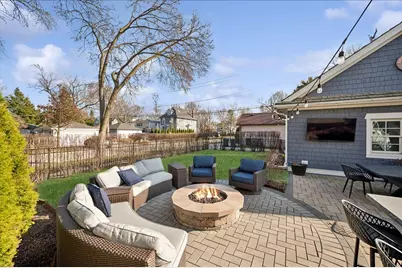 1801 Elmwood Avenue, Wilmette, IL 60091 - Photo 7