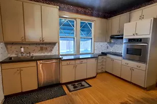 1612 5th St, Peru, IL 61354 - Photo 21