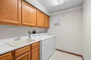 113 S Windham Ln, Bloomingdale, IL 60108 - Photo 21