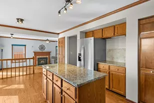113 S Windham Ln, Bloomingdale, IL 60108 - Photo 13