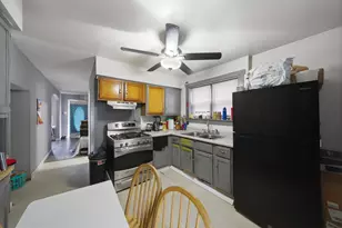 4744 S Lorel St, Chicago, IL 60638 - Photo 7