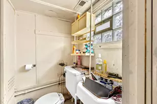 2610 Glos Ave, Bellwood, IL 60104 - Photo 13