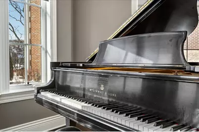 641 Lakeside Drive, Hinsdale, IL 60521 - Photo 11