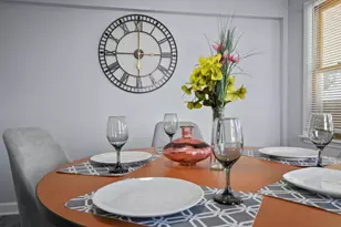 1714 N 73rd Ct, Elmwood Park, IL 60707 - Photo 9