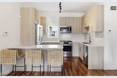 2862 N Woodard Street, Chicago, IL 60618 - Photo 9