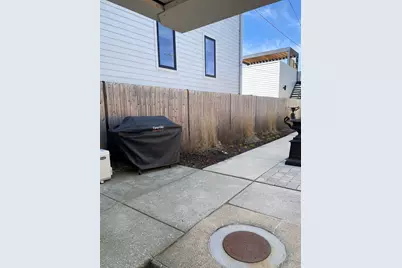 2862 N Woodard Street, Chicago, IL 60618 - Photo 29