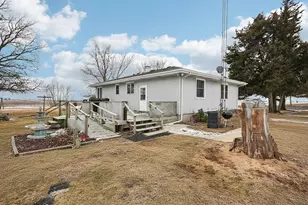 9610 S Swell Rd, Kinsman, IL 60437 - Photo 7