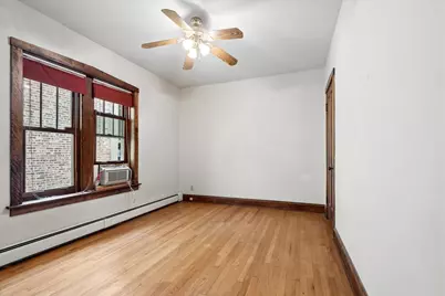 5812 N Fairfield Avenue, Chicago, IL 60659 - Photo 9