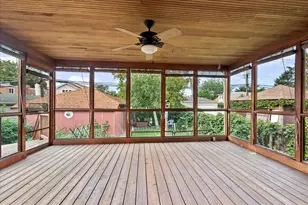 5812 N Fairfield Ave, Chicago, IL 60659 - Photo 19