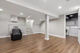 195 E Oak Glen Dr, Bartlett, IL 60103 - Photo 21