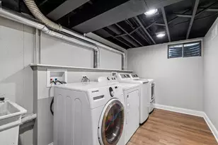 195 E Oak Glen Dr, Bartlett, IL 60103 - Photo 27