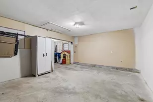 195 E Oak Glen Dr, Bartlett, IL 60103 - Photo 29