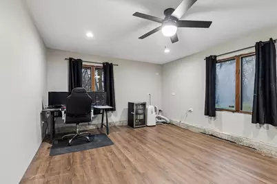 195 E Oak Glen Drive, Bartlett, IL 60103 - Photo 25