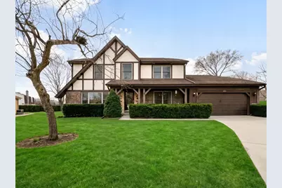 1341 Trinity Place, Libertyville, IL 60048 - Photo 1