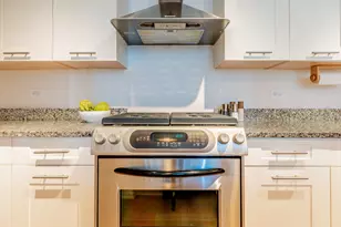 240 E Illinois St, Chicago, IL 60611 - Photo 17