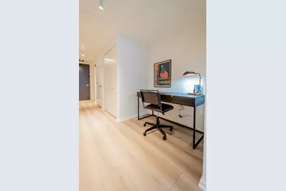 240 E Illinois Street #604, Chicago, IL 60611 - Photo 33