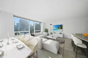 33 W Ontario St, Chicago, IL 60654 - Photo 5