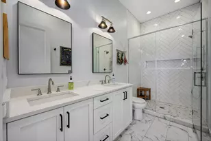 2705 N Hamlin Ave, Chicago, IL 60647 - Photo 15