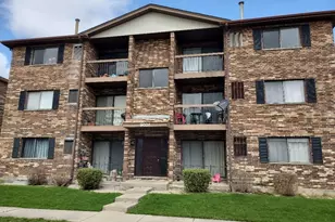 9024 Lincoln Ct, Orland Park, IL 60462 - Photo 1