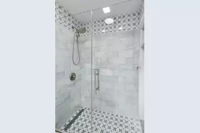 606 Thackeray Lane, Fox River Grove, IL 60021 - Photo 21